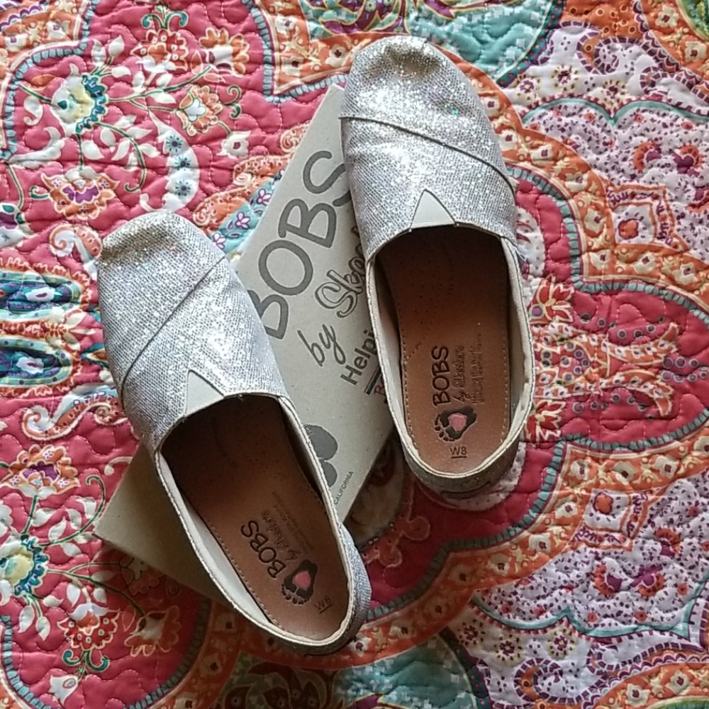 SILVER IRIDESCENT BOBS